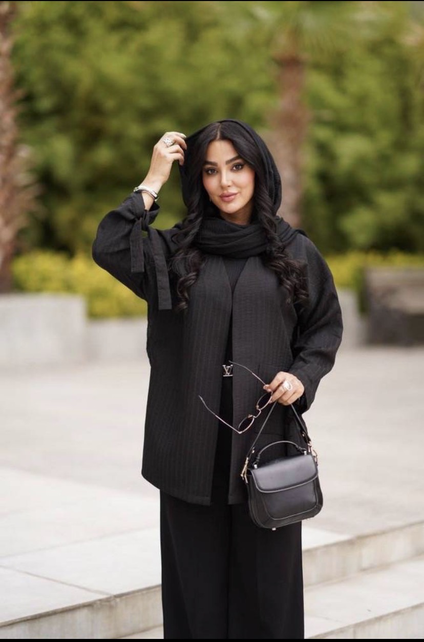 مانتو مدل عبایی آستین بند دار صوفیا ژاکارد راه راه درجه یک مدل زیبا